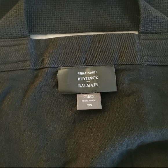 Beyoncé with Balmain Renaissance Oversized Tote Bag - Picture 4 of 4